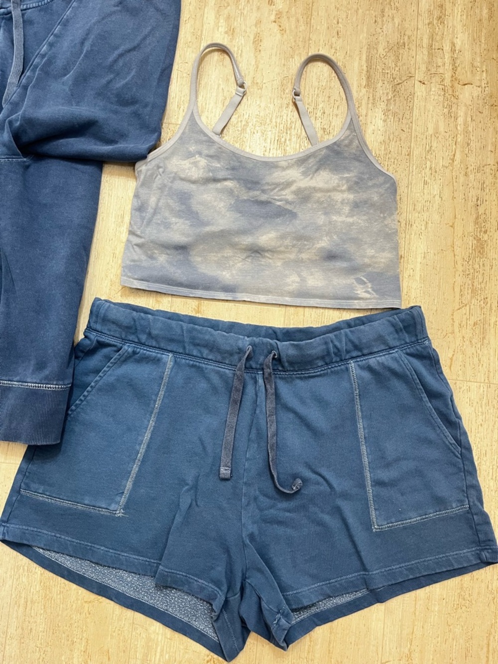 Women’s 3 pc Blue Old Navy Summer Drawstring Shorts Set TieDye Tank Top Hoodie